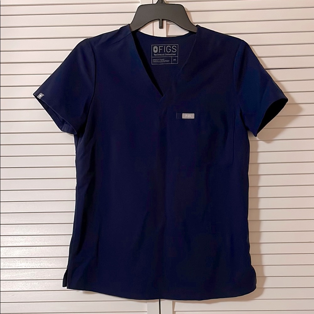 FIGS Women's Technical Collection Scrub Top XS